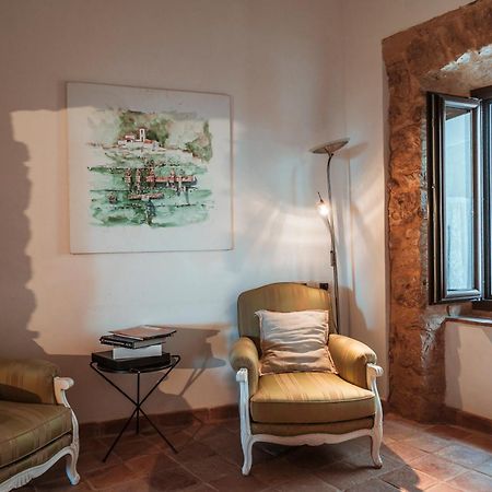 Locanda Persei Prossedi Bagian luar foto