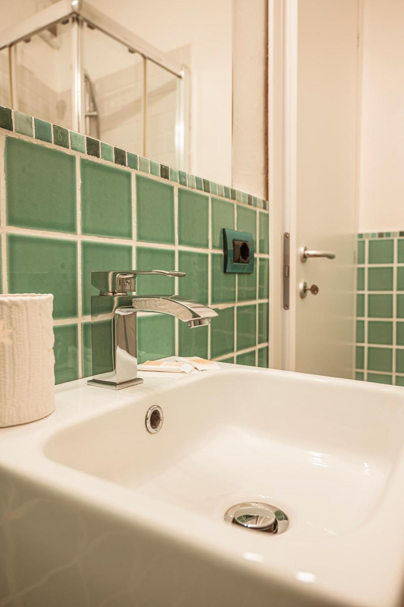 Locanda Persei Prossedi Bagian luar foto