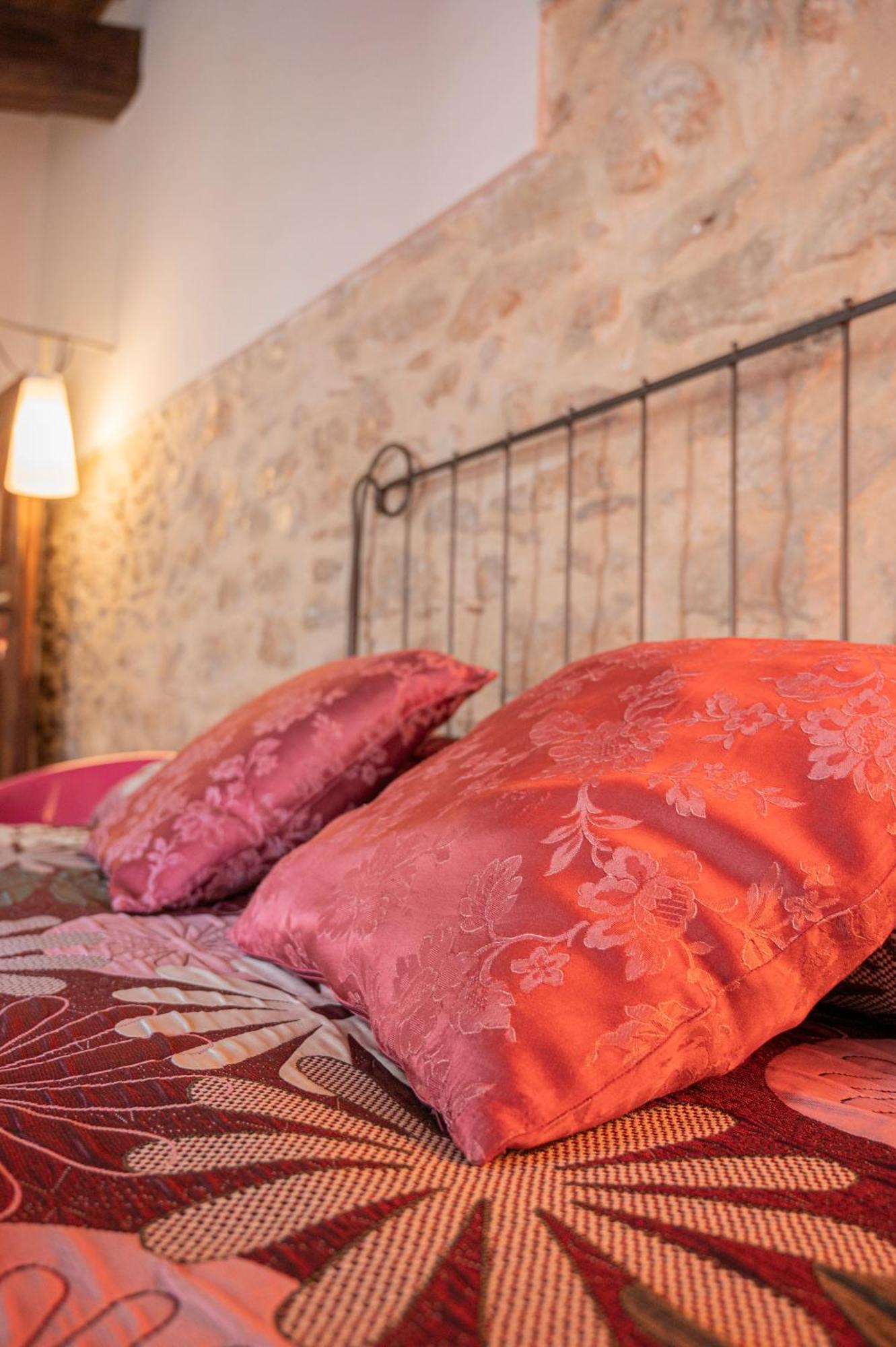 Locanda Persei Prossedi Bagian luar foto