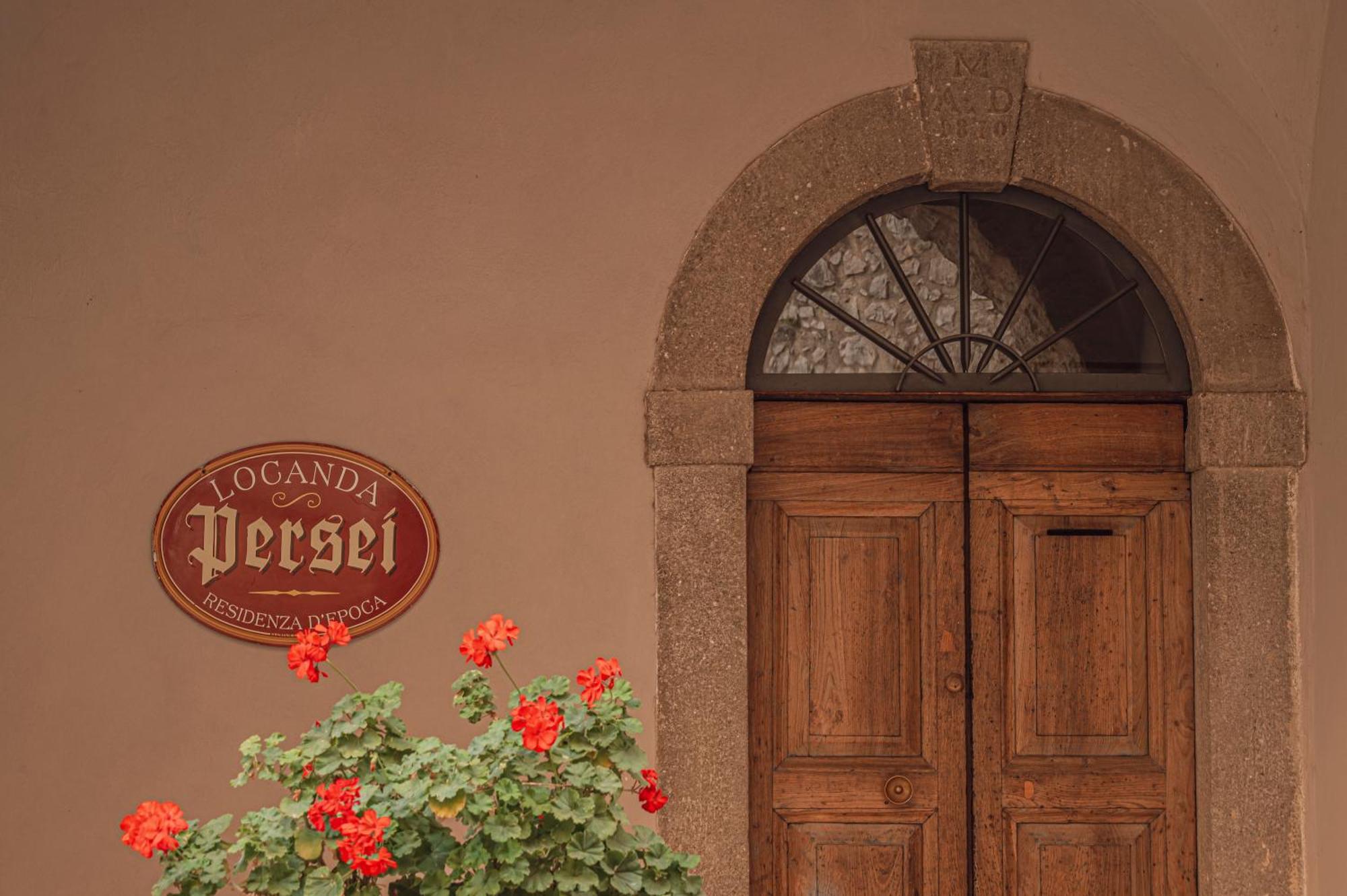 Locanda Persei Prossedi Bagian luar foto